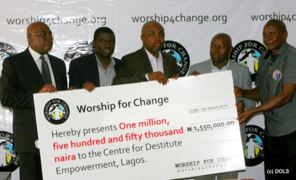 Disbursing a N1.55m cheque to Centre for Destitute Empowerment, Idimu, Lagos