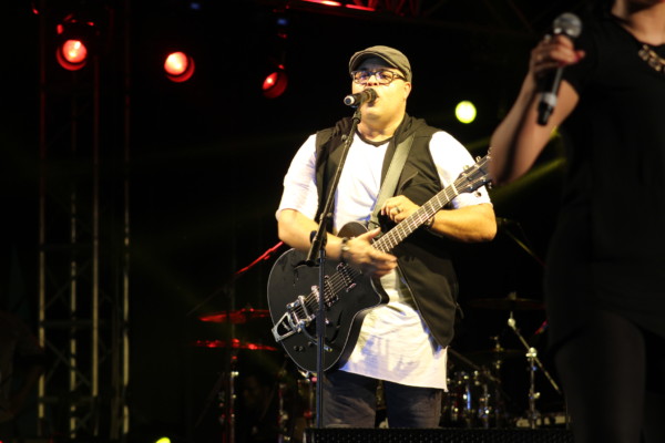 Israel Houghton