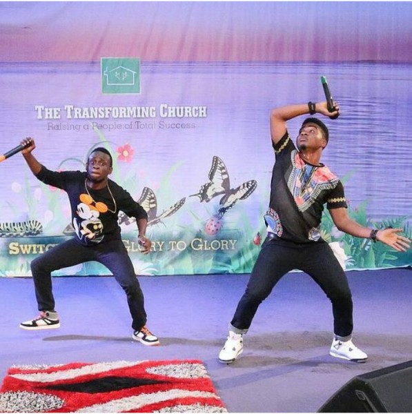 henrisoul-and-producer-Nimix-performing
